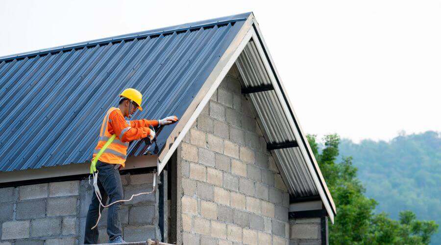 Expert Emergency Roof Repairs services in Thornton, IL